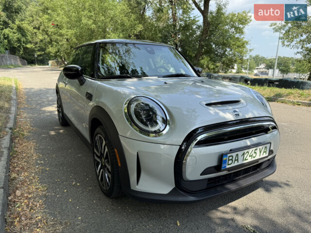 Сірий Міні Cooper, об'ємом двигуна 0 л та пробігом 45 тис. км за 19999 $, фото 1 на Automoto.ua
