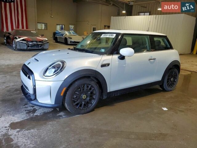 Сірий Міні Cooper, об'ємом двигуна 0 л та пробігом 30 тис. км за 6000 $, фото 1 на Automoto.ua