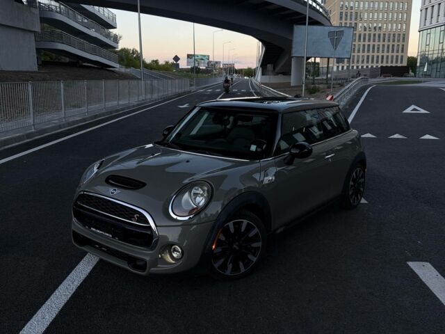 Сірий Міні Cooper, об'ємом двигуна 2 л та пробігом 58 тис. км за 15900 $, фото 1 на Automoto.ua