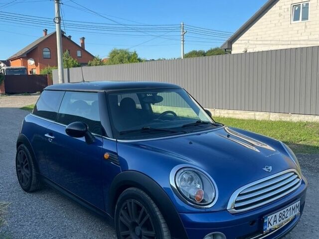 Синій Міні Cooper, об'ємом двигуна 1.4 л та пробігом 181 тис. км за 5900 $, фото 1 на Automoto.ua