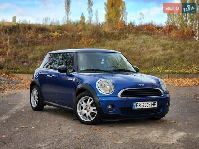 Синій Міні Cooper, об'ємом двигуна 1.4 л та пробігом 125 тис. км за 6999 $, фото 1 на Automoto.ua