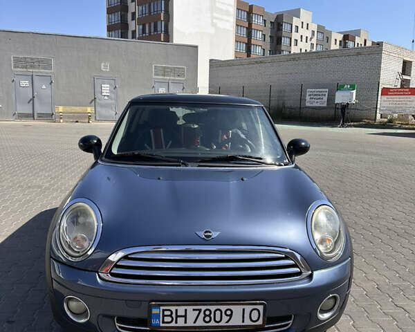 Синій Міні Cooper, об'ємом двигуна 1.6 л та пробігом 163 тис. км за 6000 $, фото 1 на Automoto.ua