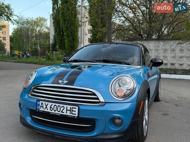 Синий Мини Купер, объемом двигателя 1.6 л и пробегом 112 тыс. км за 8500 $, фото 1 на Automoto.ua