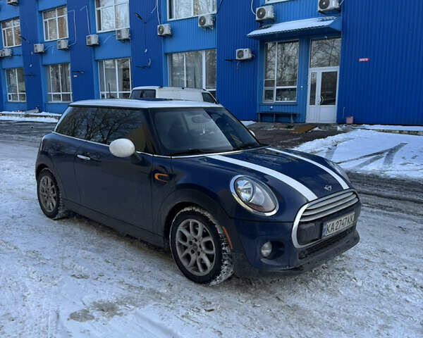 Синий Мини Купер, объемом двигателя 1.5 л и пробегом 158 тыс. км за 8500 $, фото 1 на Automoto.ua