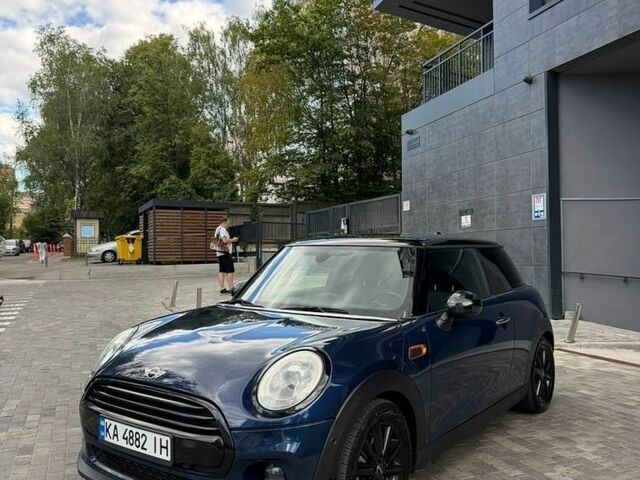 Синій Міні Cooper, об'ємом двигуна 1.5 л та пробігом 156 тис. км за 12500 $, фото 1 на Automoto.ua