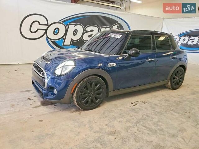 Синій Міні Cooper, об'ємом двигуна 2 л та пробігом 176 тис. км за 1600 $, фото 1 на Automoto.ua