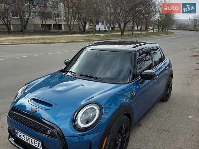 Синий Мини Купер, объемом двигателя 2 л и пробегом 68 тыс. км за 23500 $, фото 1 на Automoto.ua