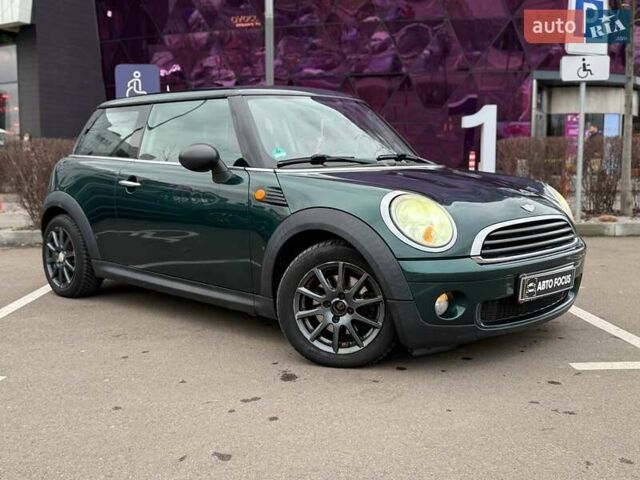 Зелений Міні Cooper, об'ємом двигуна 1.4 л та пробігом 195 тис. км за 6990 $, фото 1 на Automoto.ua