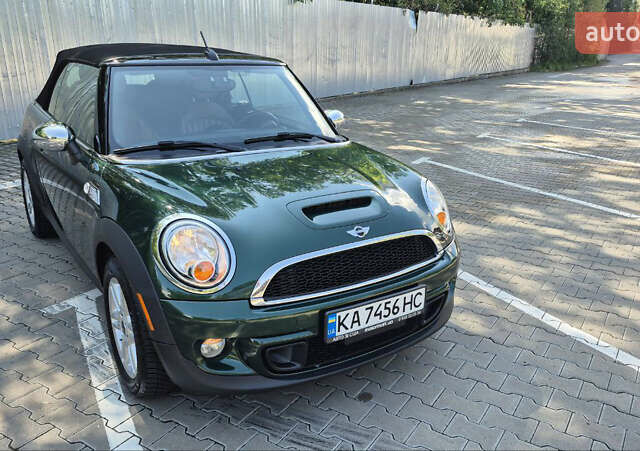 Зеленый Мини Купер, объемом двигателя 1.6 л и пробегом 93 тыс. км за 8000 $, фото 1 на Automoto.ua