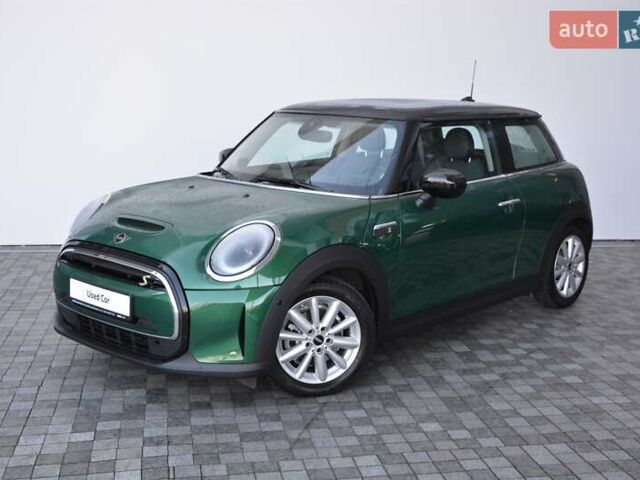 Зелений Міні Cooper, об'ємом двигуна 0 л та пробігом 5 тис. км за 20944 $, фото 1 на Automoto.ua
