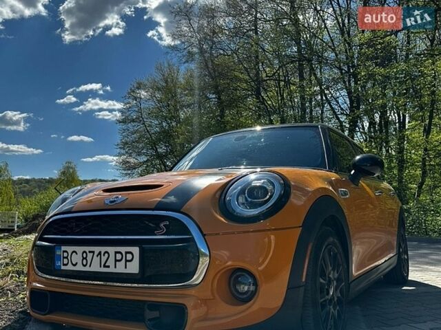 Оранжевый Мини Купер, объемом двигателя 2 л и пробегом 139 тыс. км за 14490 $, фото 1 на Automoto.ua