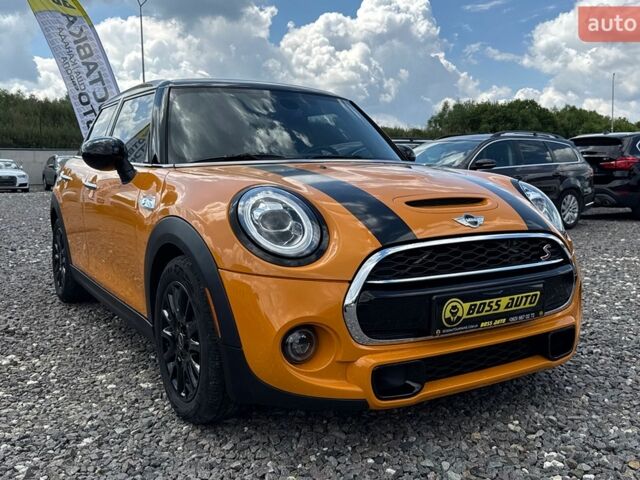Помаранчевий Міні Cooper, об'ємом двигуна 2 л та пробігом 139 тис. км за 14500 $, фото 1 на Automoto.ua
