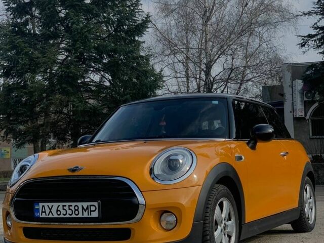 Помаранчевий Міні Cooper, об'ємом двигуна 1.5 л та пробігом 75 тис. км за 14000 $, фото 1 на Automoto.ua