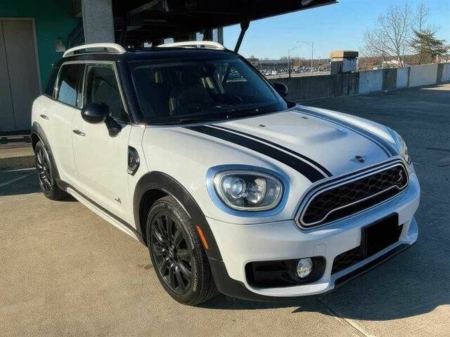 Білий Міні Кантрімен, об'ємом двигуна 0 л та пробігом 89 тис. км за 4500 $, фото 1 на Automoto.ua