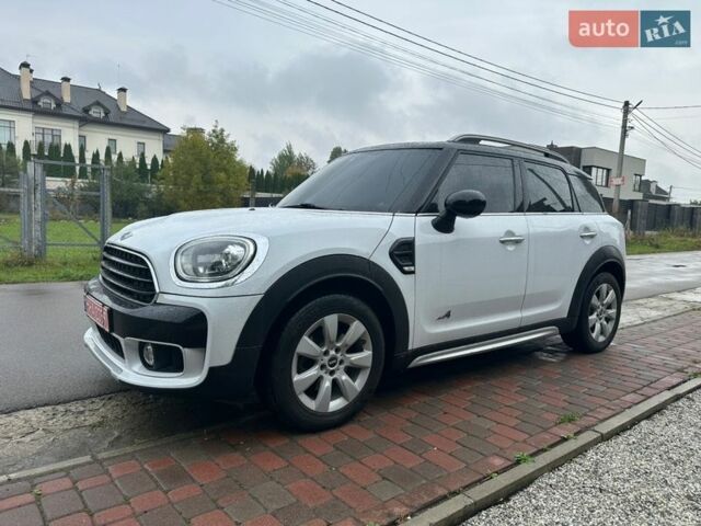 Белый Мини Кантримен, объемом двигателя 2 л и пробегом 103 тыс. км за 20999 $, фото 1 на Automoto.ua