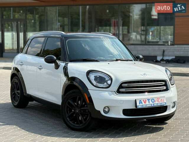 Білий Міні Кантрімен, об'ємом двигуна 1.6 л та пробігом 146 тис. км за 11500 $, фото 1 на Automoto.ua