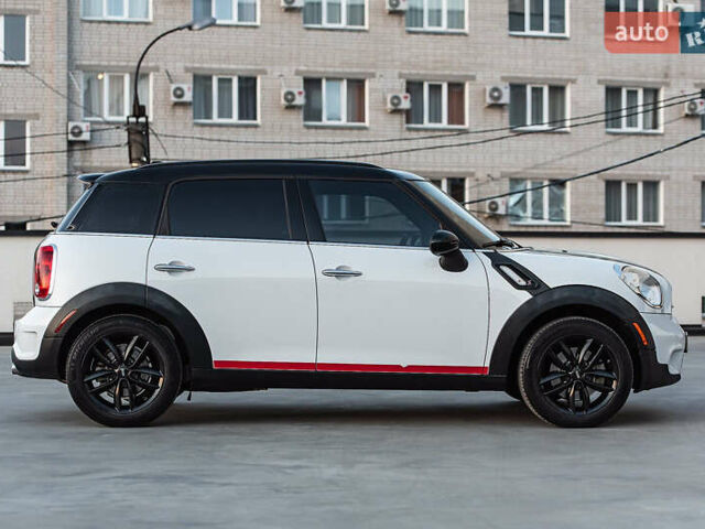 Белый Мини Кантримен, объемом двигателя 1.6 л и пробегом 97 тыс. км за 13600 $, фото 1 на Automoto.ua