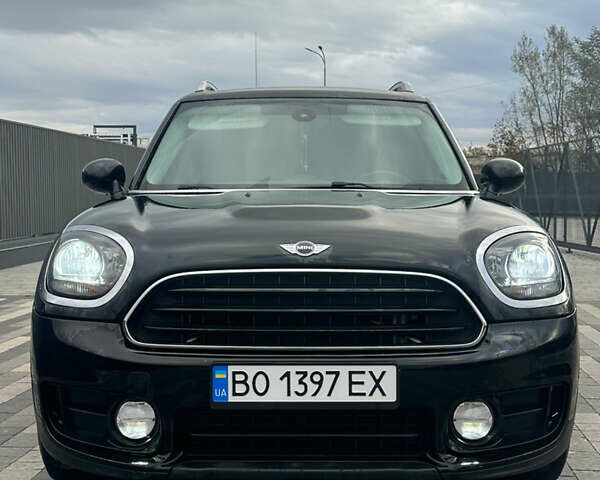 Чорний Міні Кантрімен, об'ємом двигуна 1.5 л та пробігом 85 тис. км за 15700 $, фото 1 на Automoto.ua