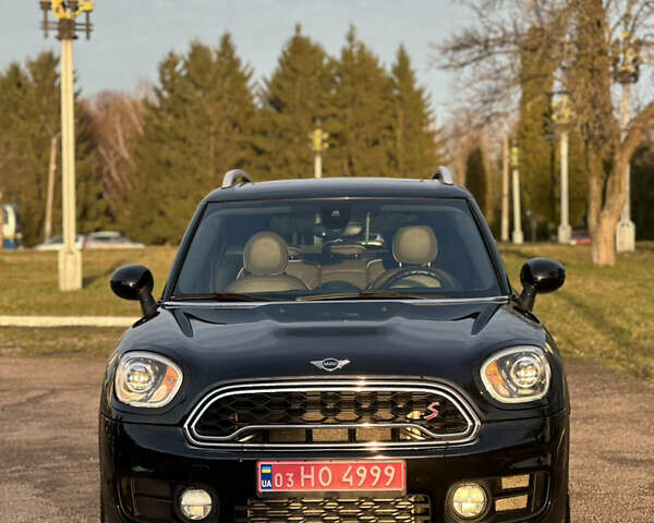 Черный Мини Кантримен, объемом двигателя 2 л и пробегом 128 тыс. км за 18500 $, фото 1 на Automoto.ua