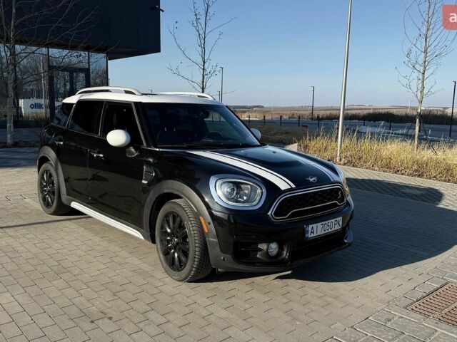 Черный Мини Кантримен, объемом двигателя 1.5 л и пробегом 91 тыс. км за 19500 $, фото 1 на Automoto.ua