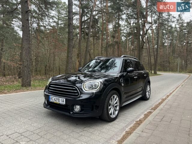Чорний Міні Кантрімен, об'ємом двигуна 2 л та пробігом 157 тис. км за 20990 $, фото 1 на Automoto.ua
