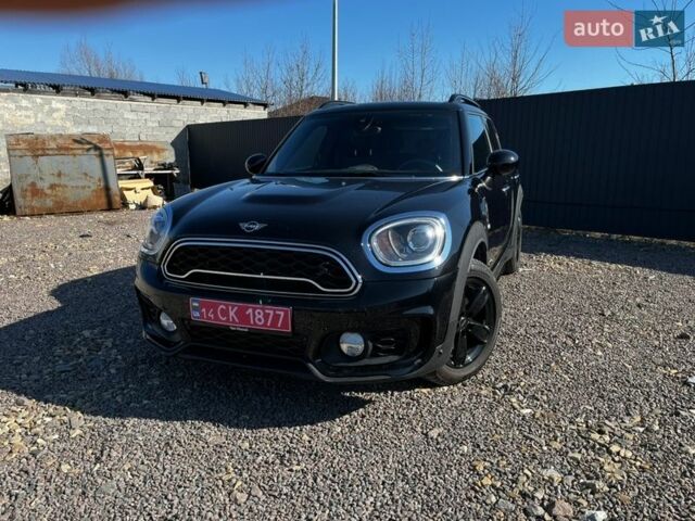 Черный Мини Кантримен, объемом двигателя 1.5 л и пробегом 98 тыс. км за 16999 $, фото 1 на Automoto.ua