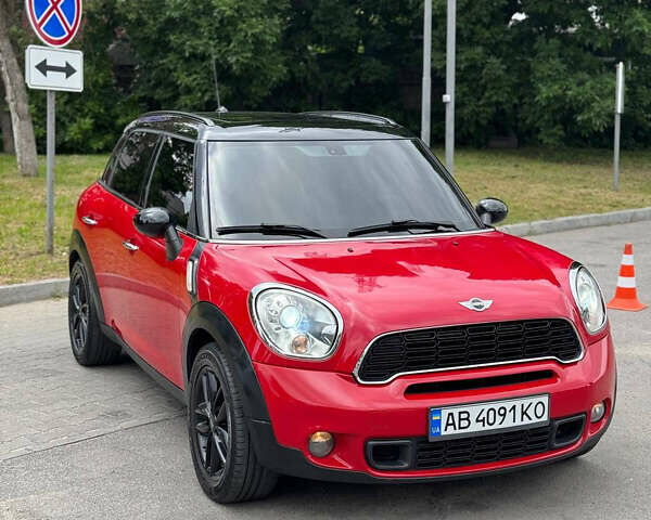 Красный Мини Кантримен, объемом двигателя 1.6 л и пробегом 153 тыс. км за 9200 $, фото 1 на Automoto.ua