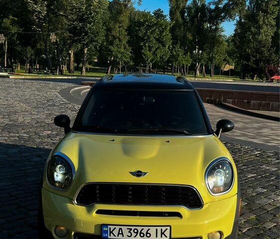 Жовтий Міні Кантрімен, об'ємом двигуна 1.6 л та пробігом 220 тис. км за 8276 $, фото 1 на Automoto.ua