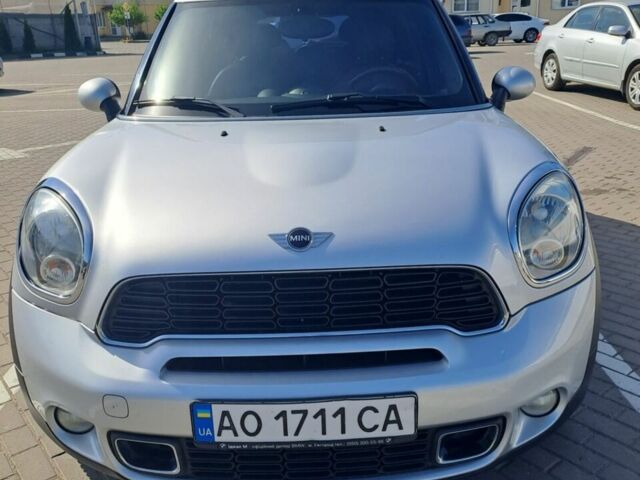 Сірий Міні Кантрімен, об'ємом двигуна 2 л та пробігом 150 тис. км за 12100 $, фото 1 на Automoto.ua