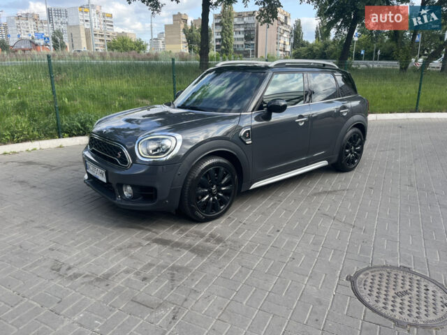 Серый Мини Кантримен, объемом двигателя 2 л и пробегом 106 тыс. км за 23500 $, фото 1 на Automoto.ua