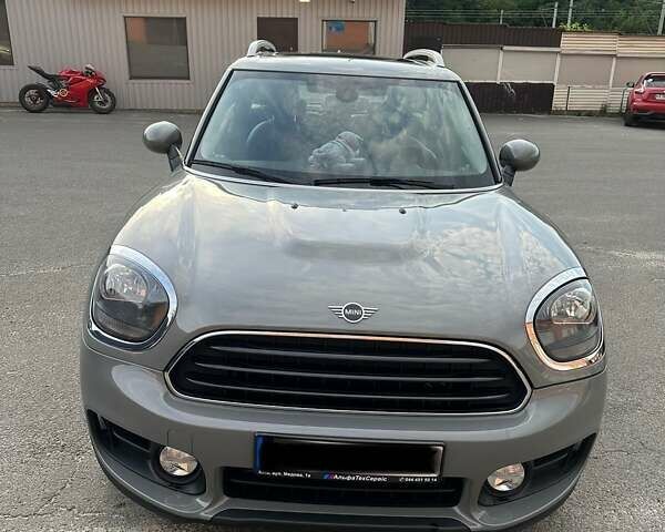 Серый Мини Кантримен, объемом двигателя 1.5 л и пробегом 60 тыс. км за 19999 $, фото 1 на Automoto.ua