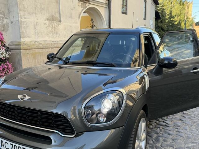 Сірий Міні Кантрімен, об'ємом двигуна 2 л та пробігом 185 тис. км за 14000 $, фото 1 на Automoto.ua
