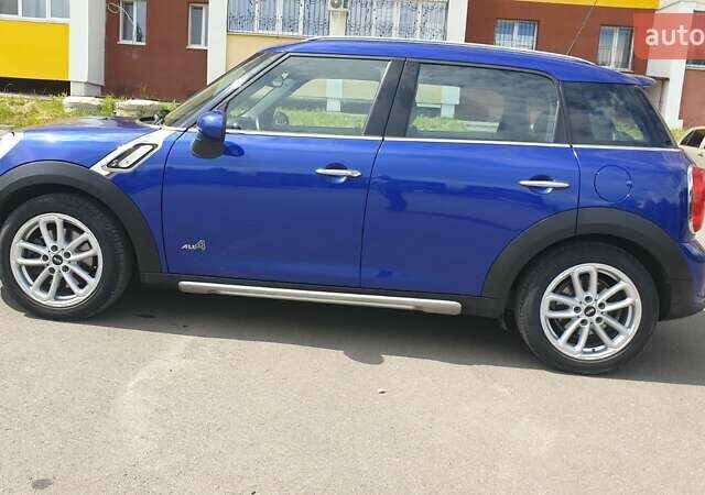 Синій Міні Кантрімен, об'ємом двигуна 1.6 л та пробігом 130 тис. км за 18999 $, фото 1 на Automoto.ua