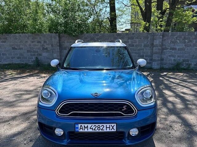 Синий Мини Кантримен, объемом двигателя 2 л и пробегом 160 тыс. км за 17500 $, фото 1 на Automoto.ua