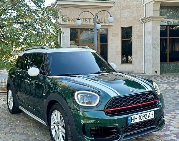 Зелений Міні Кантрімен, об'ємом двигуна 2 л та пробігом 81 тис. км за 21900 $, фото 1 на Automoto.ua