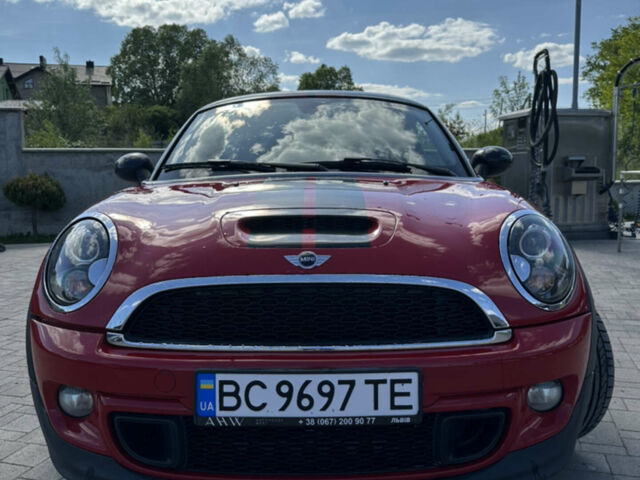 Червоний Міні Coupe, об'ємом двигуна 1.6 л та пробігом 110 тис. км за 9000 $, фото 1 на Automoto.ua