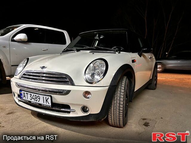 Білий Міні Hatch, об'ємом двигуна 1.6 л та пробігом 260 тис. км за 4500 $, фото 1 на Automoto.ua
