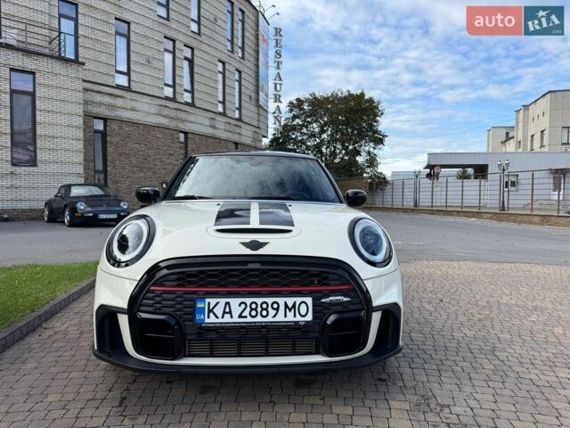 Белый Мини Hatch, объемом двигателя 2 л и пробегом 28 тыс. км за 36000 $, фото 1 на Automoto.ua