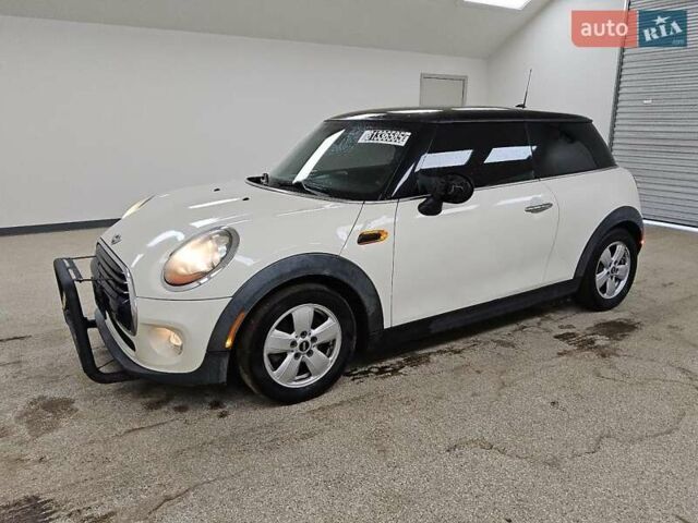 Бежевый Мини Hatch, объемом двигателя 1.5 л и пробегом 157 тыс. км за 1600 $, фото 1 на Automoto.ua
