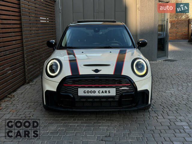 Бежевый Мини Hatch, объемом двигателя 2 л и пробегом 87 тыс. км за 23000 $, фото 1 на Automoto.ua