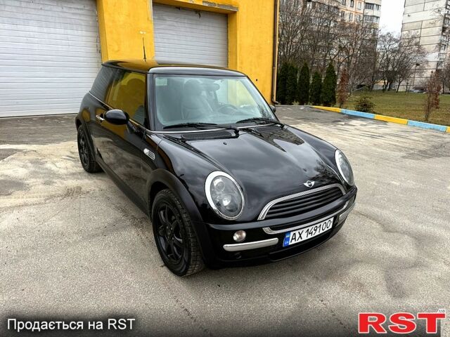 Чорний Міні Hatch, об'ємом двигуна 1.4 л та пробігом 300 тис. км за 4900 $, фото 1 на Automoto.ua