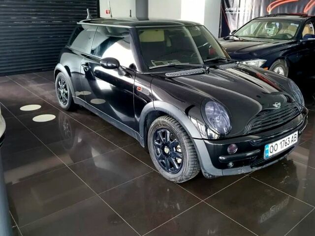 Чорний Міні Hatch, об'ємом двигуна 1.6 л та пробігом 200 тис. км за 3500 $, фото 1 на Automoto.ua