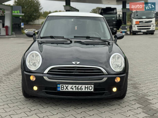 Чорний Міні Hatch, об'ємом двигуна 1.6 л та пробігом 250 тис. км за 4350 $, фото 1 на Automoto.ua
