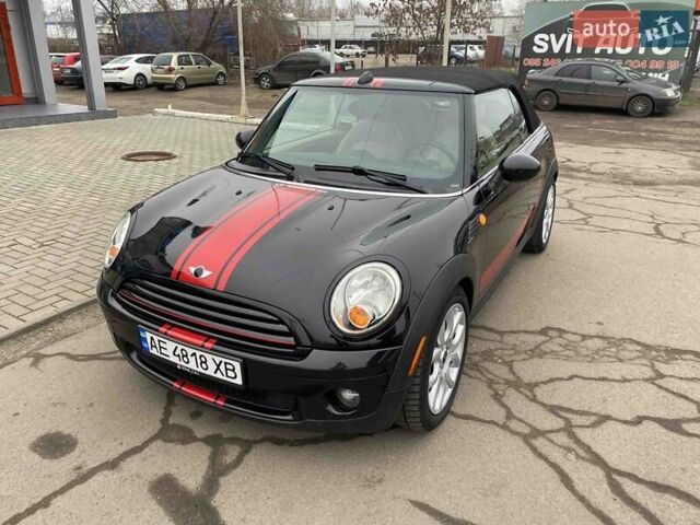 Чорний Міні Hatch, об'ємом двигуна 1.6 л та пробігом 141 тис. км за 9999 $, фото 1 на Automoto.ua