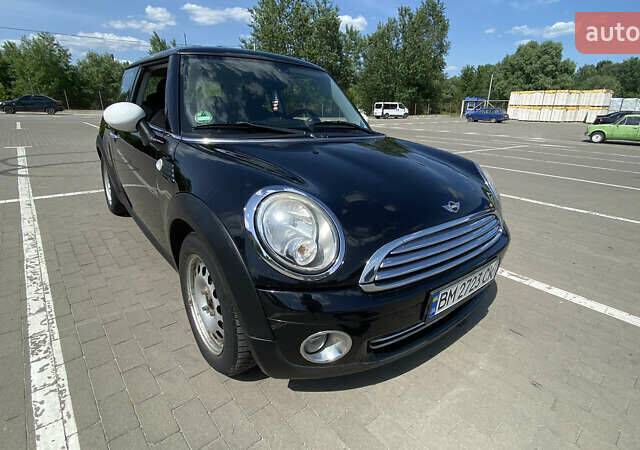Чорний Міні Hatch, об'ємом двигуна 1.4 л та пробігом 235 тис. км за 5500 $, фото 1 на Automoto.ua