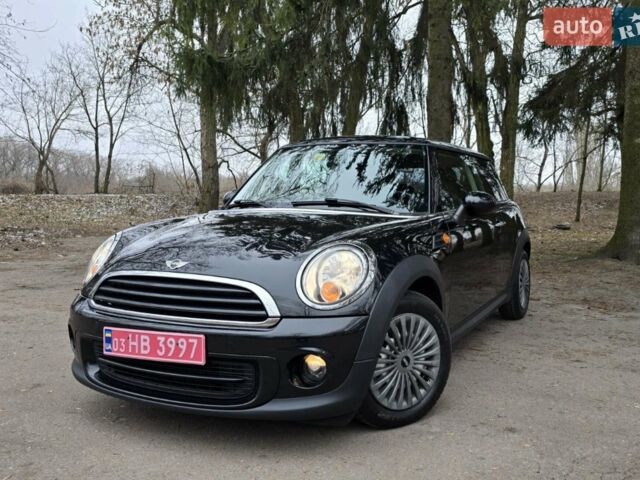 Черный Мини Hatch, объемом двигателя 1.6 л и пробегом 186 тыс. км за 8200 $, фото 1 на Automoto.ua