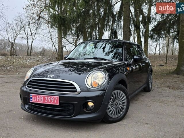 Чорний Міні Hatch, об'ємом двигуна 1.6 л та пробігом 186 тис. км за 8200 $, фото 1 на Automoto.ua