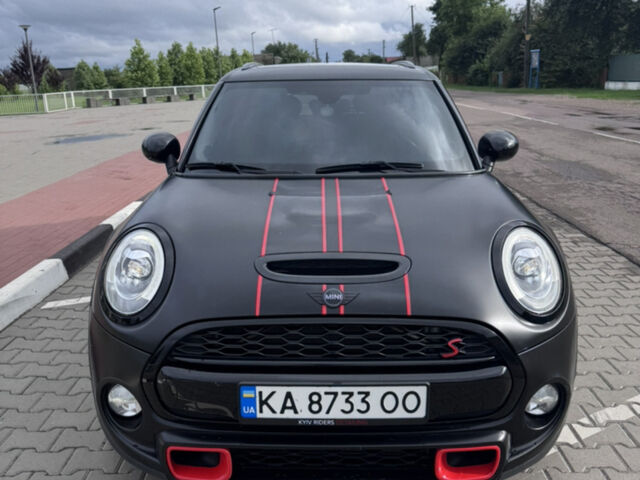 Чорний Міні Hatch, об'ємом двигуна 2 л та пробігом 50 тис. км за 16800 $, фото 1 на Automoto.ua
