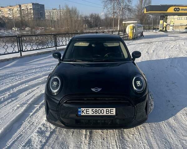 Черный Мини Hatch, объемом двигателя 1.5 л и пробегом 53 тыс. км за 16999 $, фото 1 на Automoto.ua