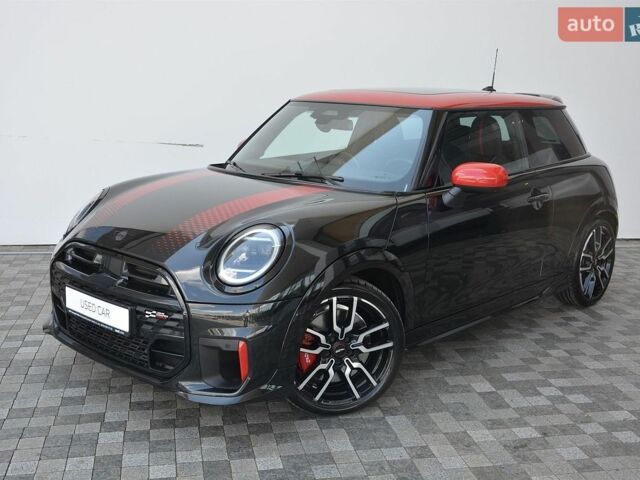 Чорний Міні Hatch, об'ємом двигуна 2 л та пробігом 4 тис. км за 45663 $, фото 1 на Automoto.ua
